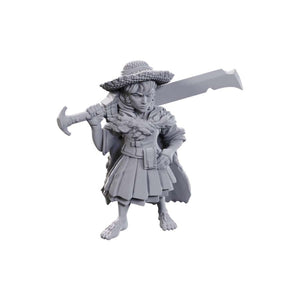 Pathfinder Deep Cuts: Female Halfling Magus (Low Level) Miniatures WizKids   