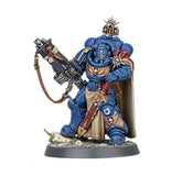 Warhammer 40K Space Marines: Captain with Master-crafted Heavy Bolt Rifle Miniatures Games Workshop   